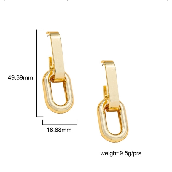 Kylie - Picture 2 of 2